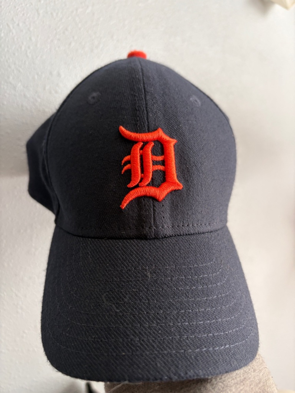 Detroit D Logo Navy and Orange Baseball Cap - Men Accessories